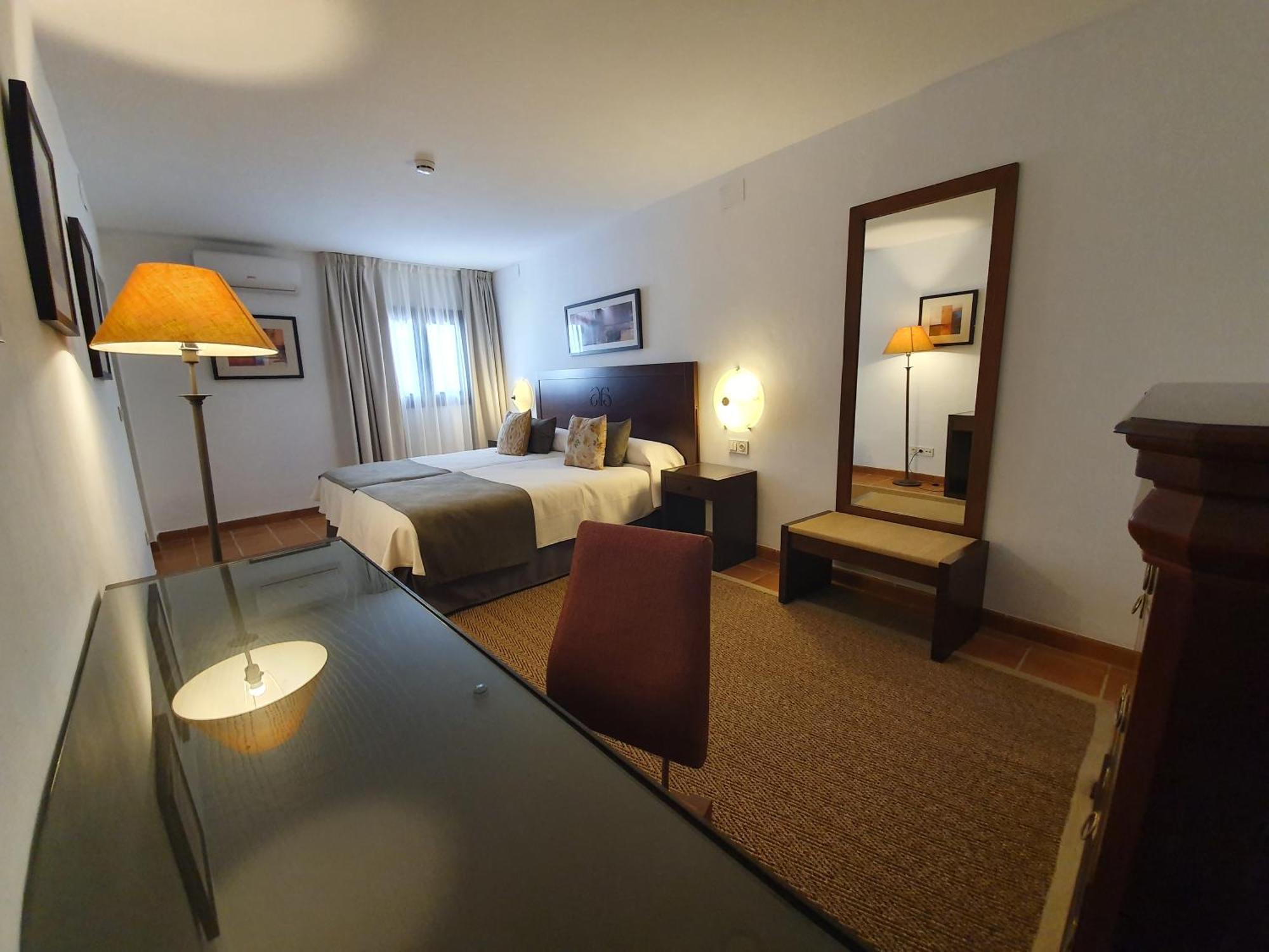 Hotel-Restaurante Casa Garcia 阿尔莫纳斯特尔拉雷亚尔 外观 照片