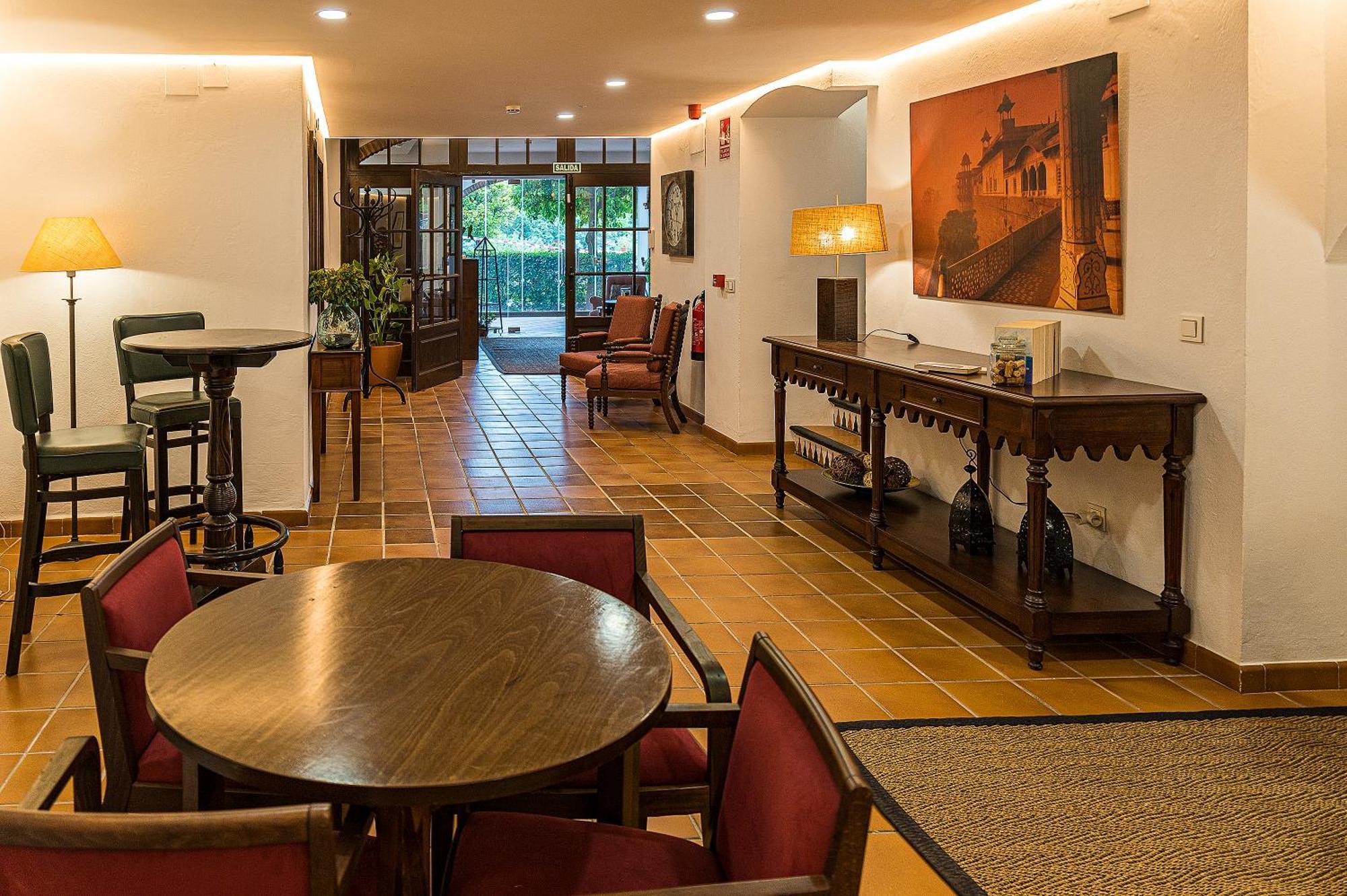 Hotel-Restaurante Casa Garcia 阿尔莫纳斯特尔拉雷亚尔 外观 照片