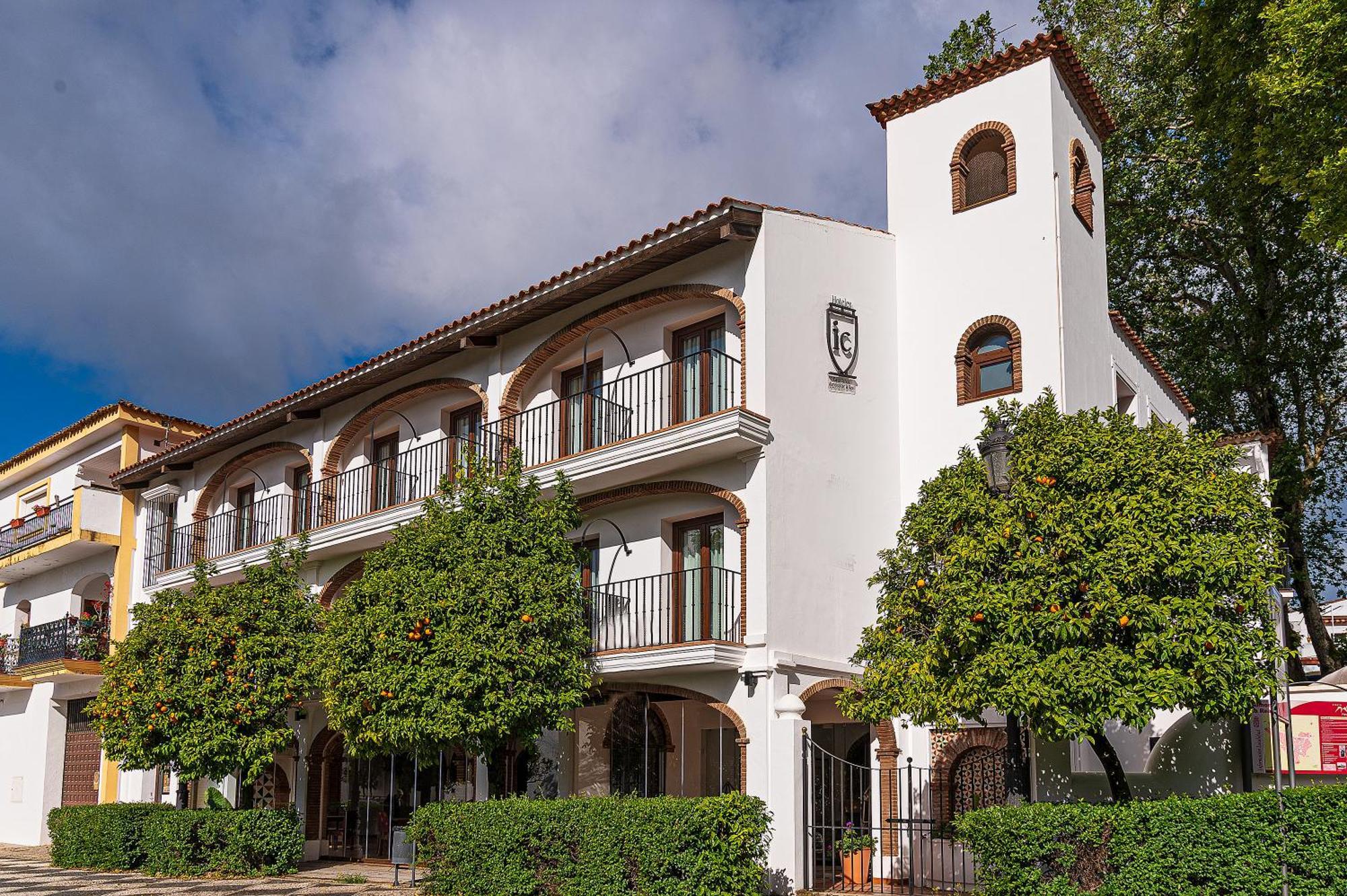 Hotel-Restaurante Casa Garcia 阿尔莫纳斯特尔拉雷亚尔 外观 照片
