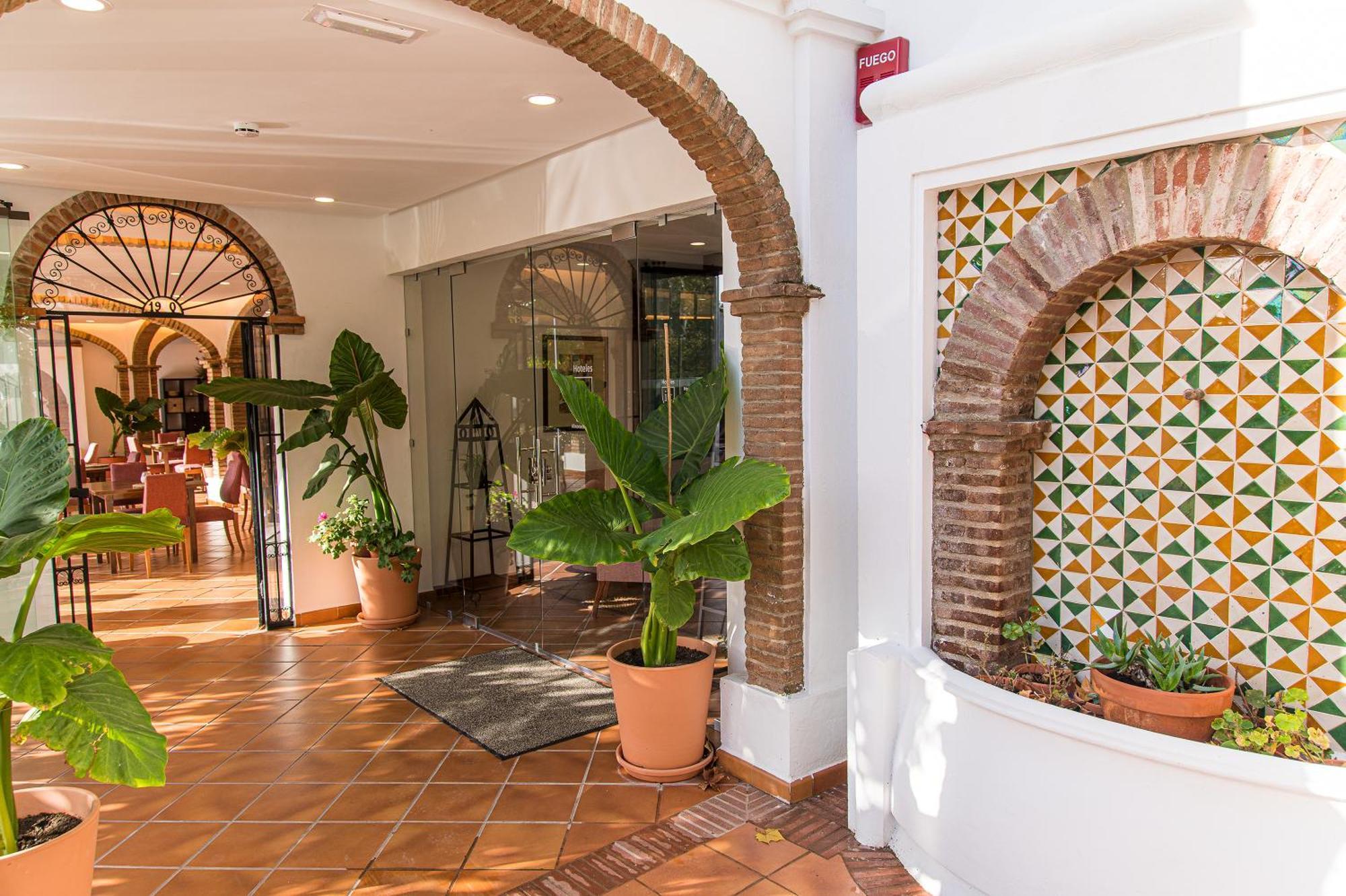 Hotel-Restaurante Casa Garcia 阿尔莫纳斯特尔拉雷亚尔 外观 照片